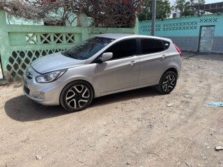 location-de-voitures-4x4-et-tourisme-hyundai-accent-avante-tucson-kia-in-djibouti