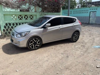 Location de voitures 4X4 et tourisme - Hyundai Accent, Avante, Tucson,...