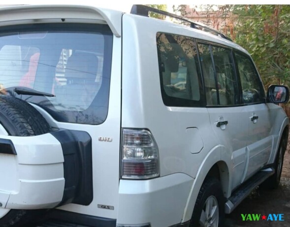 mitsubishi-pajero-2019-diesel-air-conditioning-in-perfect-condition-big-3