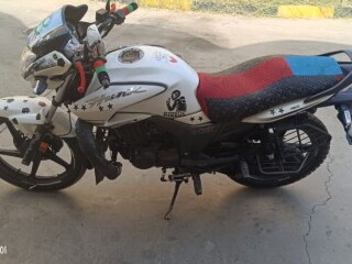 moto-hero-hunk-150-prix-negociable-faible-kilometrage-saisissez-loffre