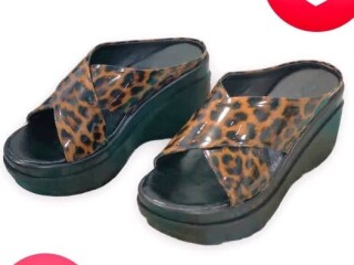 promo-chaussures-confortables-a-petit-prix-juste-2500-sur-yawaaye