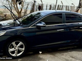 2018-hyundai-sonata-sleek-style-reliability-awaits-you-on-yawaaye