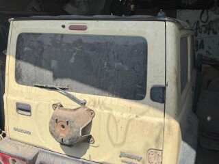 suzuki-jimny-4x4-accidente-ideal-pour-reparation-ou-pieces-de-rechange