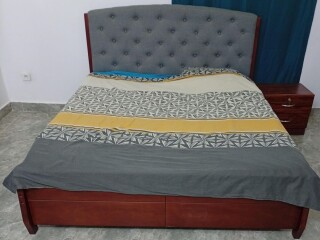 chambre-a-coucher-complete-en-excellent-etat-style-et-confort-a-prix-imbattable