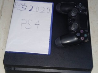 ps4-en-excellent-etat-avec-manette-jeu-pes-2020-offre-immanquable-sur-yawaaye