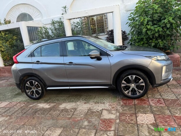 2021-mitsubishi-eclipse-cross-automatic-transmission-impeccable-condition-on-yawaaye-big-0