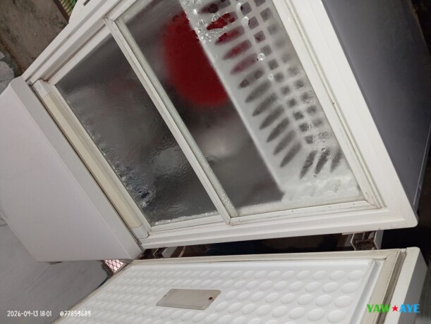 refrigerateur-mega-haute-capacite-excellent-etat-et-pret-a-utiliser-big-0