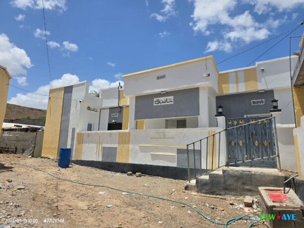 spacieux-f5-a-ali-sabieh-grand-salon-2-climatisateurs-2-reservoirs-deau-big-0