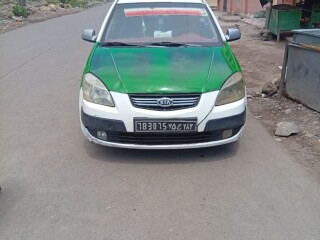 kia-2008-taxi-en-excellent-etat-pret-a-rouler-sur-yawaaye