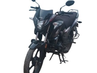 moto-honda-sp-125-noire-comme-neuve-utilisee-2-mois-etat-impeccable-sur-yawaaye