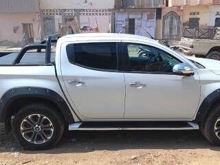 low-mileage-mitsubishi-l200-triton-diesel-automatic-only-25300-km