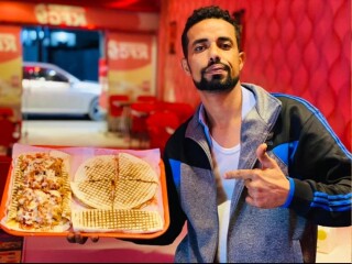 cuisinier-professionnel-arabe-qualifie-et-gouteur