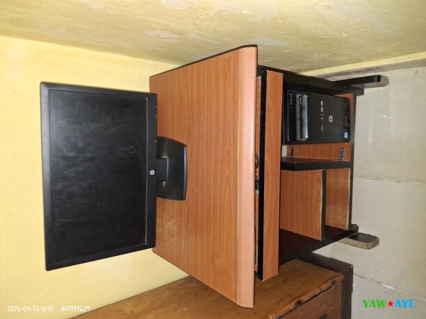 pack-bureau-hp-complet-avec-ecran-plat-excellent-etat-pret-a-utiliser-big-0