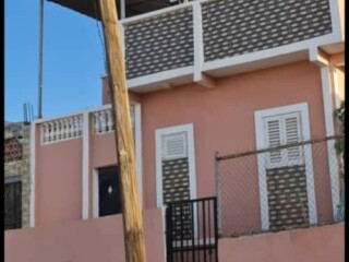 charmante-maison-f3-a-louer-a-cite-gargaar-votre-nouveau-foyer