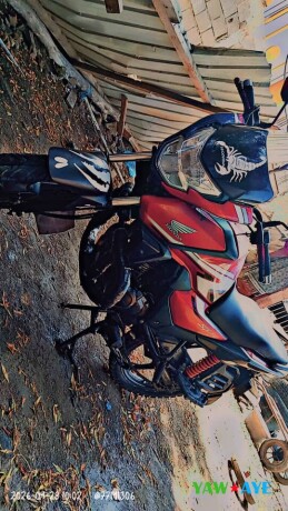 honda-125cc-moto-en-excellent-etat-prix-negociable-sur-yawaaye-big-0