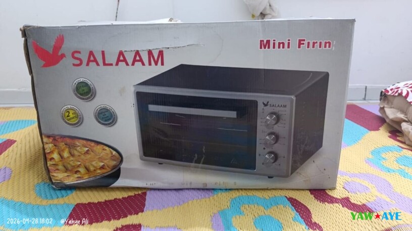 delicious-mini-cakes-set-of-4-brand-new-perfect-for-any-occasion-big-1