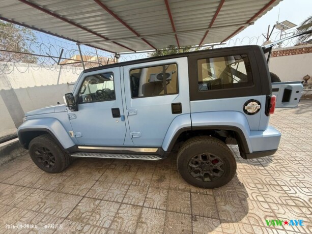 baic-bj40-plus-4x4-economique-fiable-avec-garantie-jusquen-2026-decouvrez-le-sur-yawaaye-big-0