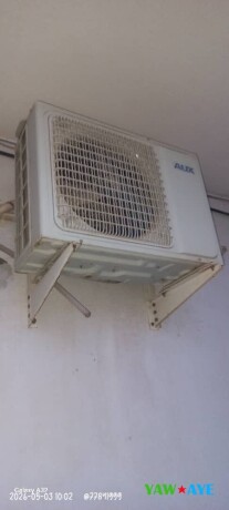 climatiseur-15-cv-bien-entretenu-parfait-etat-pour-un-confort-optimal-big-1