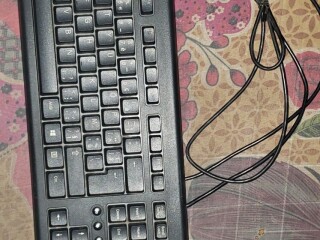 clavier-filaire-neuf-jamais-utilise-parfait-pour-gamer-et-bureau-sur-yawaaye