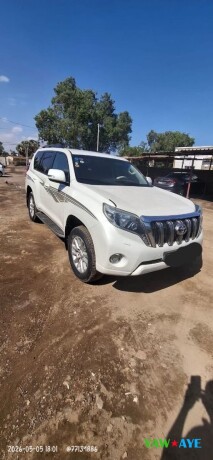 2017-toyota-land-cruiser-prado-vx-diesel-automatic-ready-for-adventure-on-yawaaye-big-1