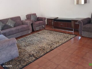 salon-neuf-a-vendre-etat-impeccable-utilise-seulement-1-mois-sur-yawaaye