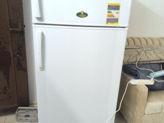 refrigerateur-etat-impeccable-avec-1-an-de-garantie-opportunite-a-ne-pas-manquer-sur-yawaaye