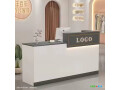 chic-bicolore-reception-comptoir-blanc-et-gris-anthracite-elegance-moderne-pour-votre-espace-small-0