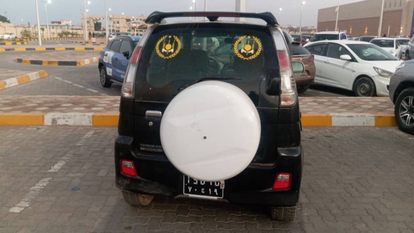 dahaistu-terios-kid-automatique-essence-tres-economique-big-1