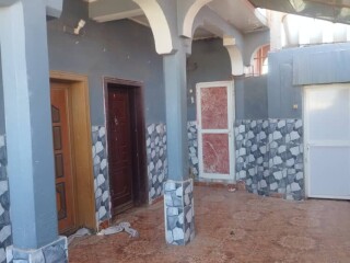 charmante-maison-f2-a-cheikh-moussa-pompier-confort-et-calme-assures
