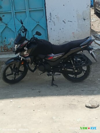 2023-honda-sp-125-noir-quasi-neuve-etat-impeccable-a-ne-pas-manquer-sur-yawaaye-big-1
