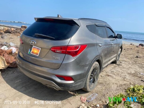 urgent-sale-2017-hyundai-santa-fe-like-new-excellent-condition-functional-ac-grab-it-now-big-0