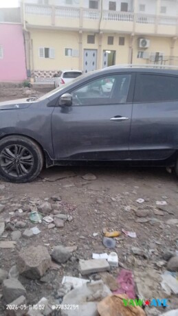 economique-hyundai-tucson-ix35-suv-diesel-performances-et-confort-a-prix-mini-sur-yawaaye-big-0