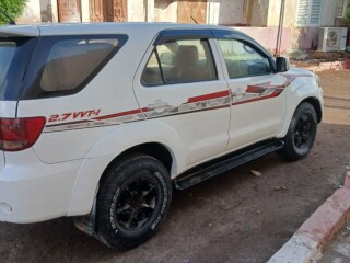 nissan-pathfinder-4x4-robuste-en-excellent-etat-pret-pour-laventure