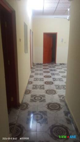 charmant-f4-a-louer-au-1er-etage-proche-ecole-nassib-a-cite-nassib-ideal-pour-familles-big-1
