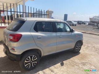 suzuki-spresso-economique-fiable-et-propre-votre-voiture-ideale-sur-yawaaye