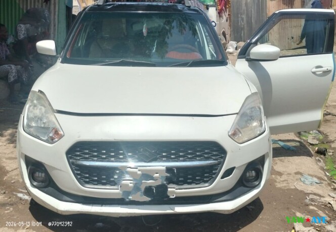 2017-suzuki-swift-essence-automatic-pristine-condition-ready-to-drive-big-0