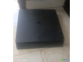 playstation-4-jailbreak-console-manette-en-excellent-etat-sur-yawaaye-small-1