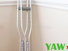 bequilles-metal-reglables-avec-ventouse-stabilite-et-confort-assures