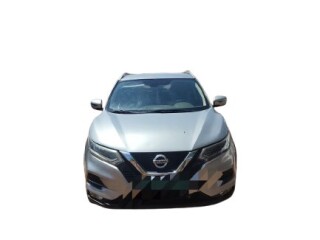 nissan-2020-essence-automatique-excellent-etat-pret-a-conduire-sur-yawaaye