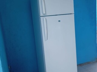refrigerateur-neuf-2025-en-excellent-etat-opportunite-a-saisir-sur-yawaaye