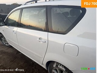 2017-toyota-versa-spacious-7-seater-family-car-with-fresh-paint