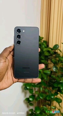 samsung-s23-smartphone-excellent-etat-4-mois-dutilisation-meilleur-prix-sur-yawaaye-big-0