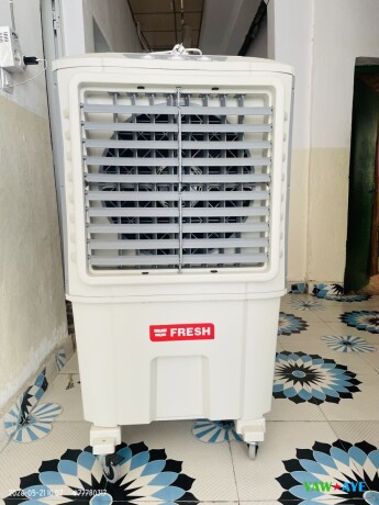 climatiseur-ouber-neuf-performance-energetique-et-etat-impeccable-sur-yawaaye-big-1