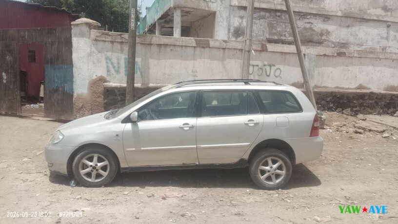 toyota-corolla-berline-a-reparer-consommation-dhuile-moteur-big-0