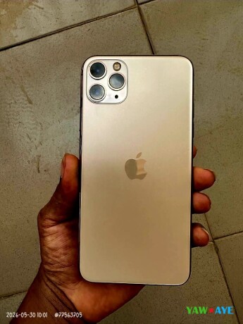 iphone-11-pro-max-big-0