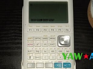 calculatrice-graphique-neuve-en-bon-etat