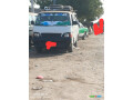 mini-bus-toyota-hiace-en-bon-etat-moteur-fiable-small-0