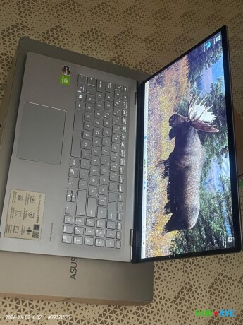 pc-portable-asus-zenbook-ux562ug-ryzen-7-16-go-ssd-512-go-tactile-big-0