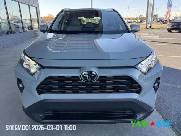 2023-toyota-rav4-xle-premium-big-0