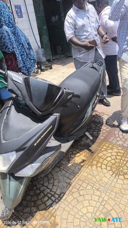 scooter-doccasion-en-bon-etat-big-0